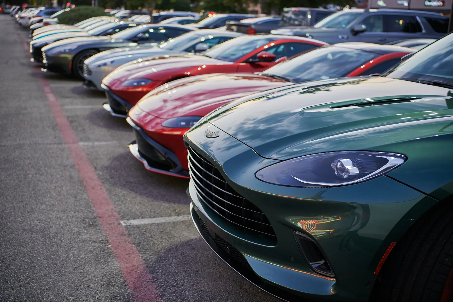 AVONDALE’S ASTON MARTIN DALLAS JAMES BOND “NO TIME TO DIE” ADVANCE PREMIERE AT INWOOD THEATER